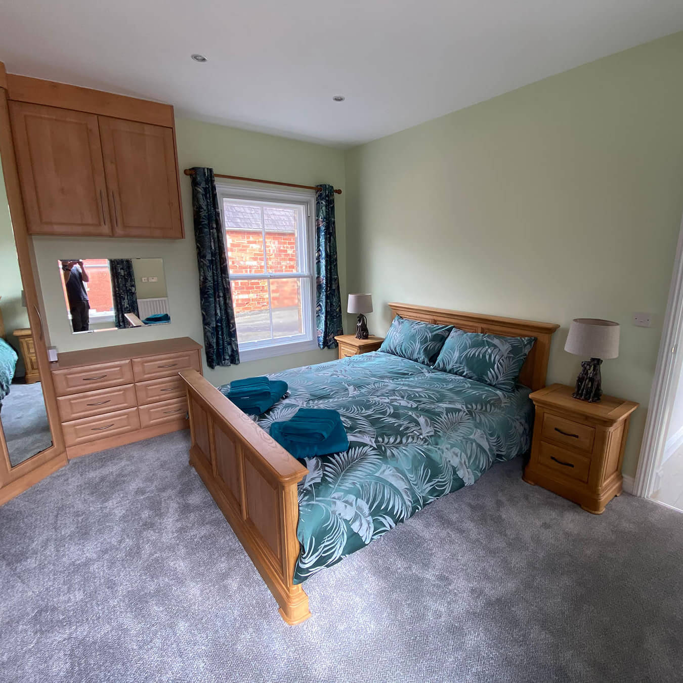 Clarendon Apartment